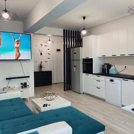Amely Mamaia Nord By Building Stefan